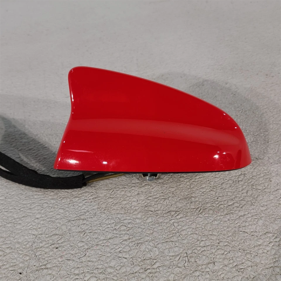 Antena de aleta de tiburón 15-22 Dodge Charger Scat Pack OEM AA7419 Foto 4 de 4