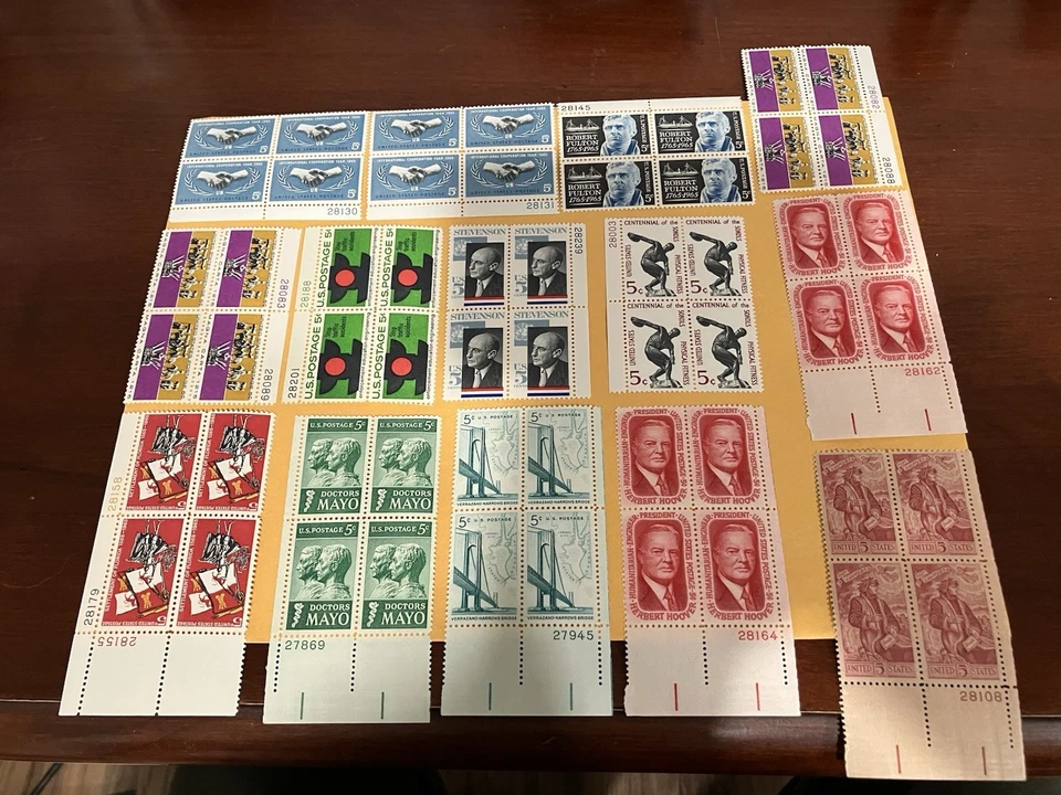 Vintage Mint Postage Stamps MNH Mint Never Hinged Lot From The 1960’s - Image 3 of 4