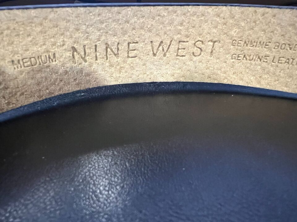NINE WEST Belt Black Leather Size M Nickel Buckle w/ Nine West Logo on ...
