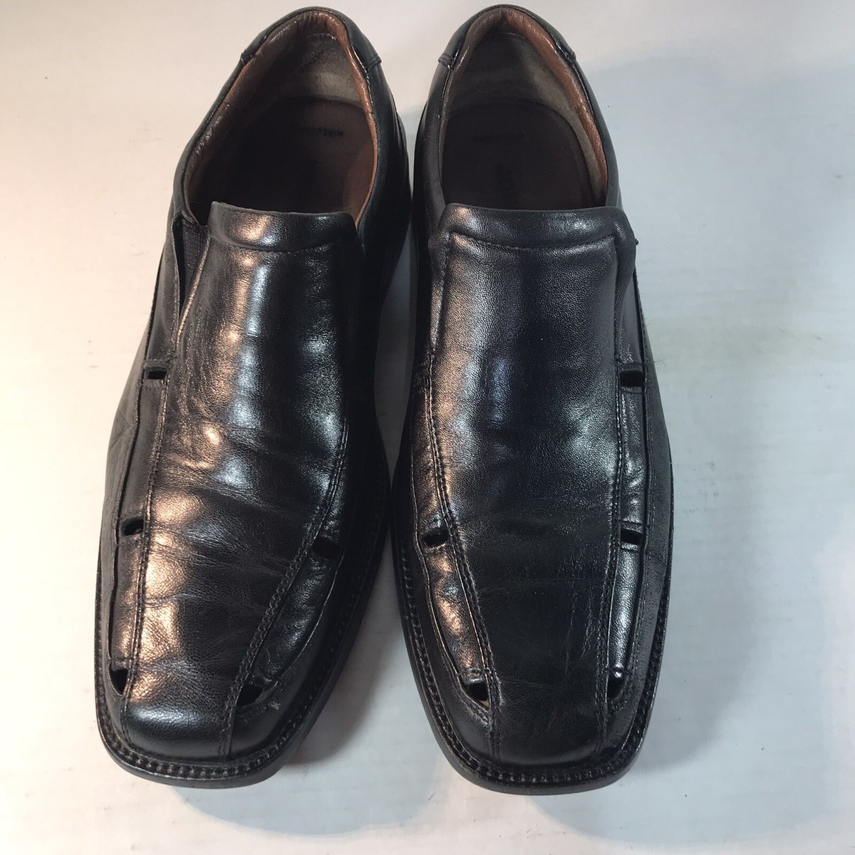 Johnston Murphy Black Aerated Sheepskin Slip On Dress Shoes 