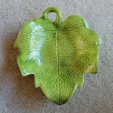 Byron Molds 1978 Majolica Ivy Leaf Dish Design Green dish bowl ceramic 9"