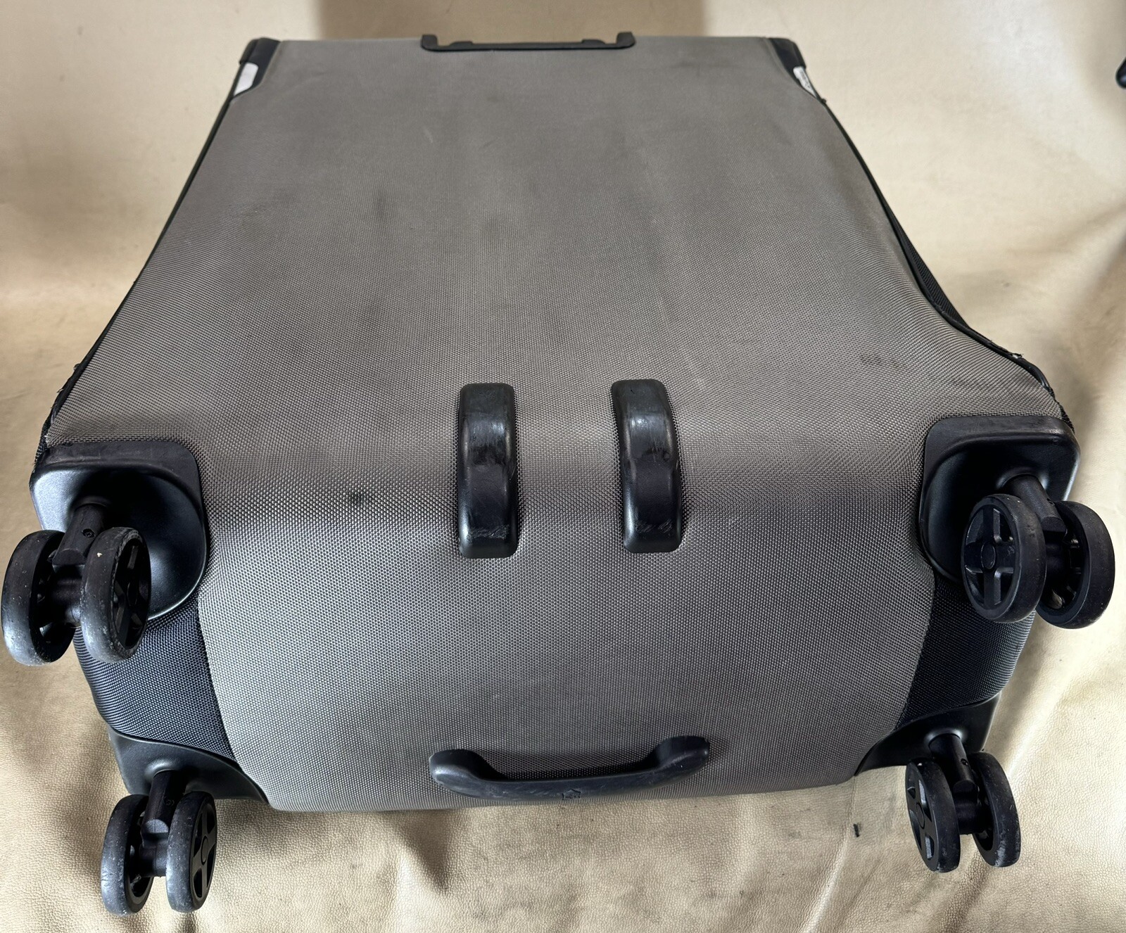 Victorinox Werks Traveler 5.0 Dual Casters 27&rdquo; Exp Suitcase Large Luggage Olive