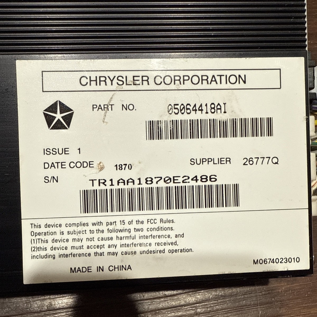 2010-2011 DODGE RAM 2500 3500 RADIO AMPLIFIER OEM Mopar 5064418AI