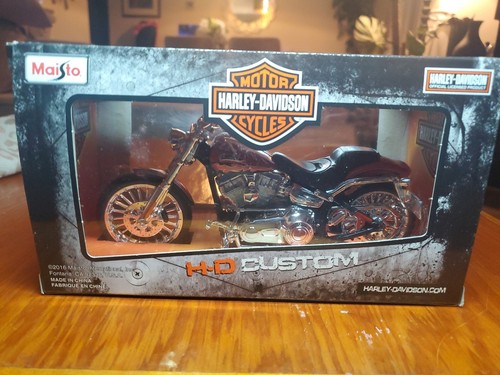 NIB 2014 Maisto Harley Davidson Custom 1:12 CVO BREAKOUT MOTORCYCLE Model 32320 - Picture 5 of 11