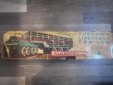 SSS Tin Toy Car TURNPIKE LIVESTOCK TRAILER MAMMOTH W/BOX F/S FEDEX