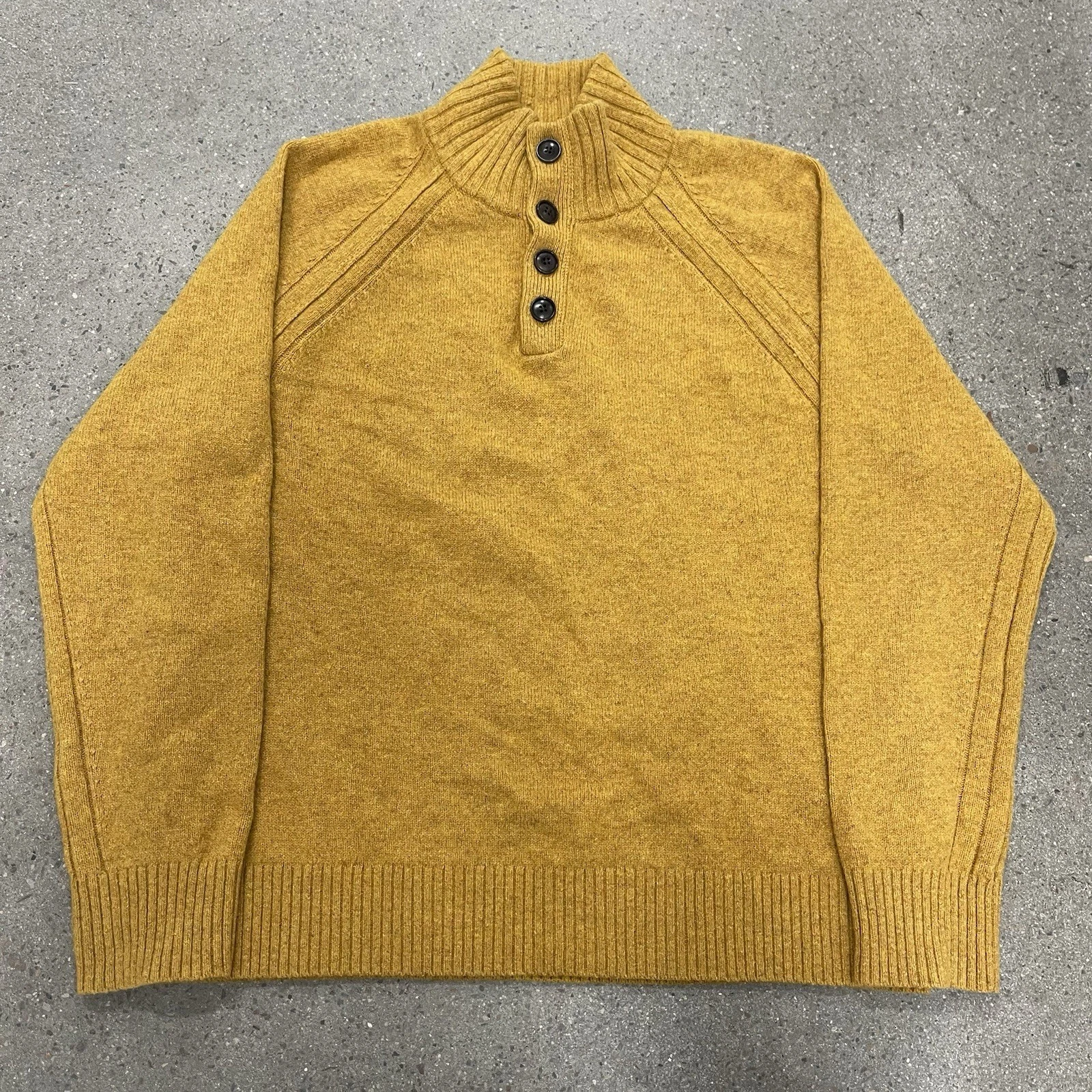 Banana Republic Mens Italian Wool-Blend Sweater Size Large