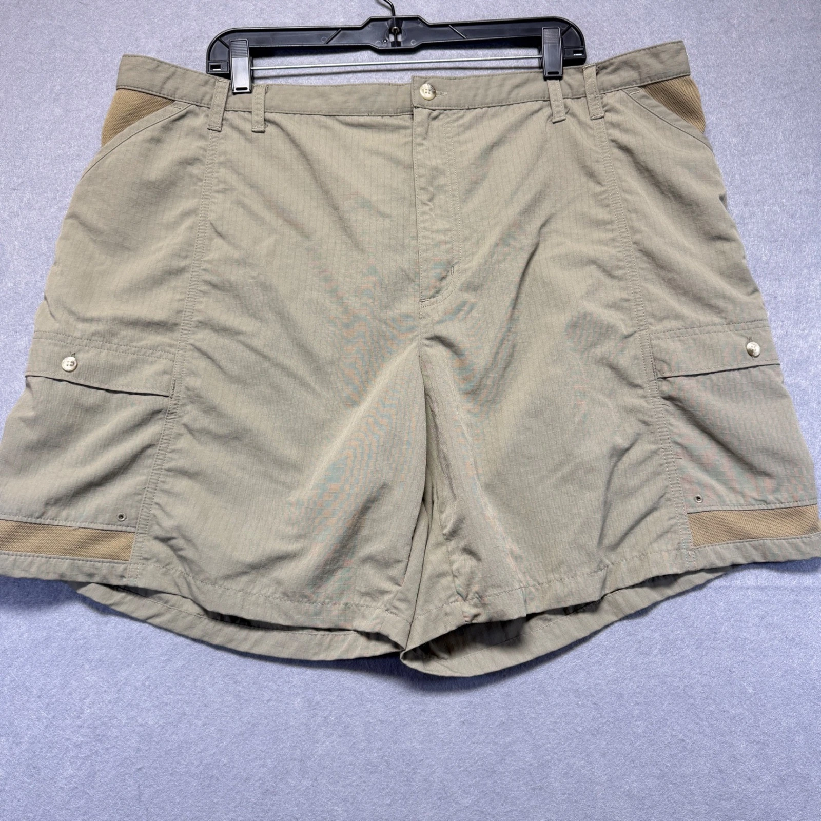 Columbia PFG Mens XXL Sage Green Ripstop Nylon Performance Fishing Cargo Shorts