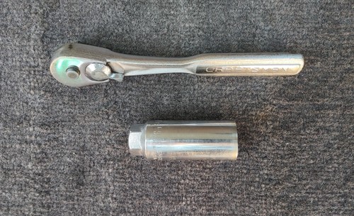 Vintage Craftsman 3/8" Ratchet w/Oil Port 13/16" Spark Plug Socket -V- USA Made - Picture 2 of 13