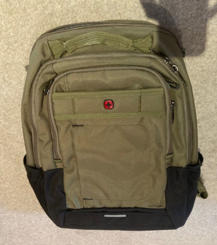 Wenger Crinio Rucksack/Backpack (brand new with minor defect) - Green - Picture 1 of 7