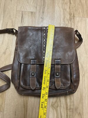 Patricia Nash Armeno Distress Leather Crossbody Travel  display picture 1
