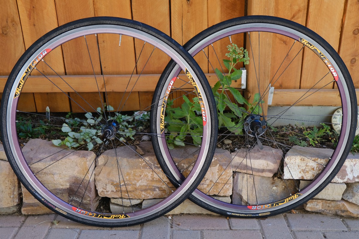 Vintage Rolf Vector Road Bike Wheelset 700C 100/130mm QR Rim