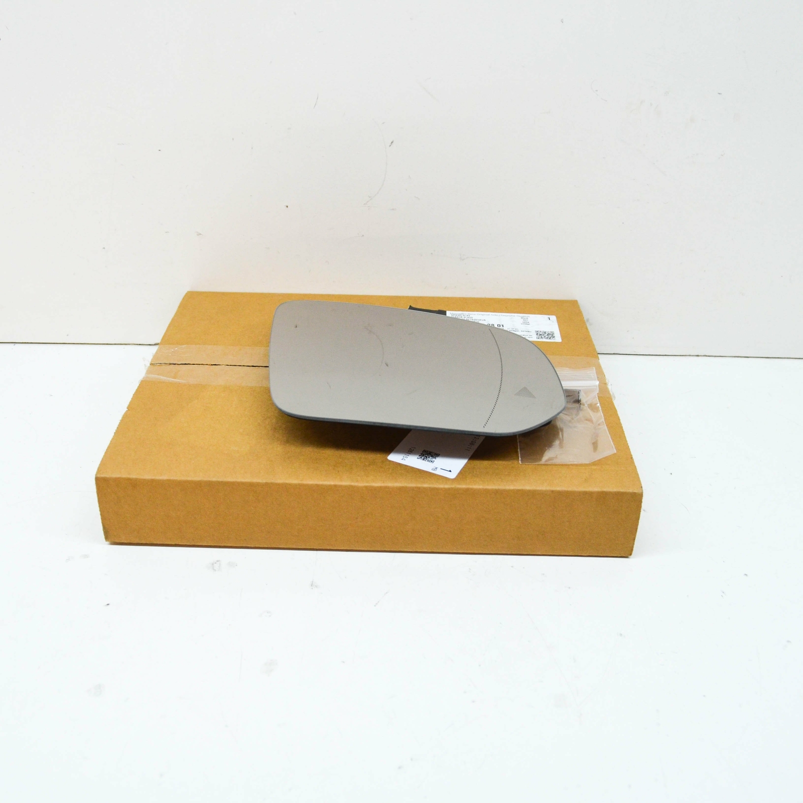 MERCEDES-BENZ GLE W167 Front Right Door Mirror Glass LHD A1678102801
