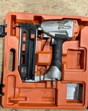 Paslode T250-16S (B20118) 1.6mm Straight Finishing C Bradder Nailer.