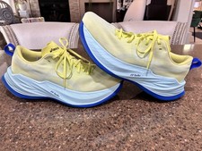 ASICS Superblast, Glow Yellow/Aquamarine, Men  s 11.5