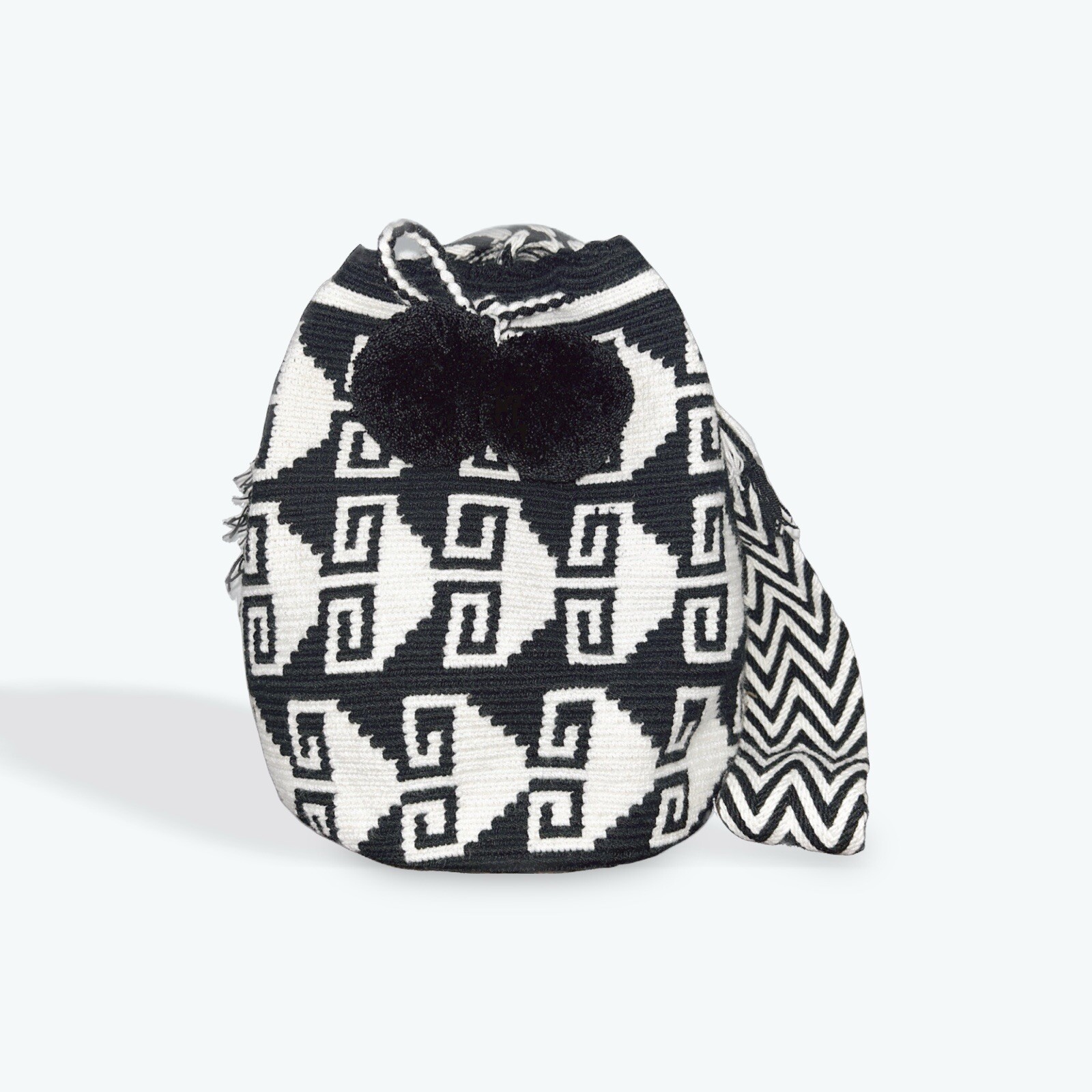 Authentic 100percent Wayuu Mochila Colombian Bag Large Size Black & White Rare