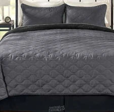 Stoneberry-Reversible Quilt Set KING GREY BLACK Polyester 