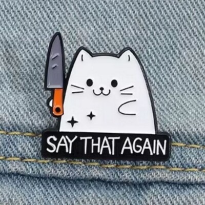 Pin's Pins Katze weiß mit einem Messer Killer Cat (Ref. 4a)