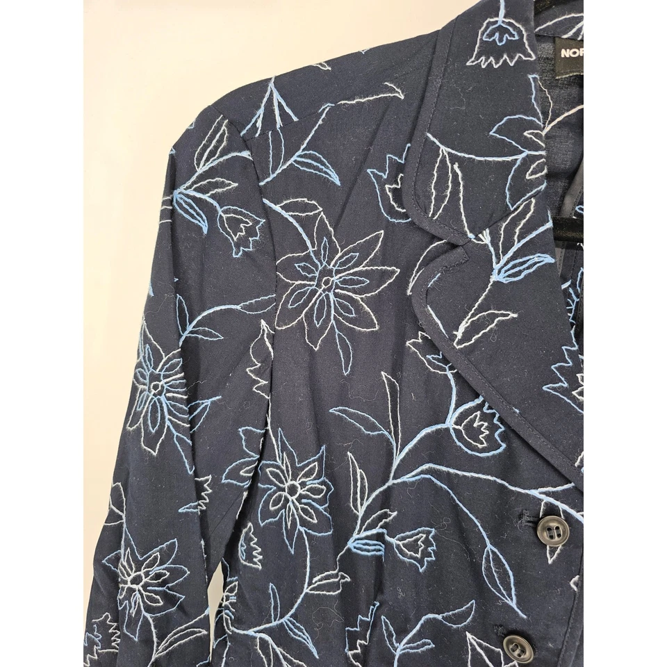 Chaqueta de algodón Norton McNaughton para mujer manga larga floral azul marino frontal talla 8P Foto 2 de 4