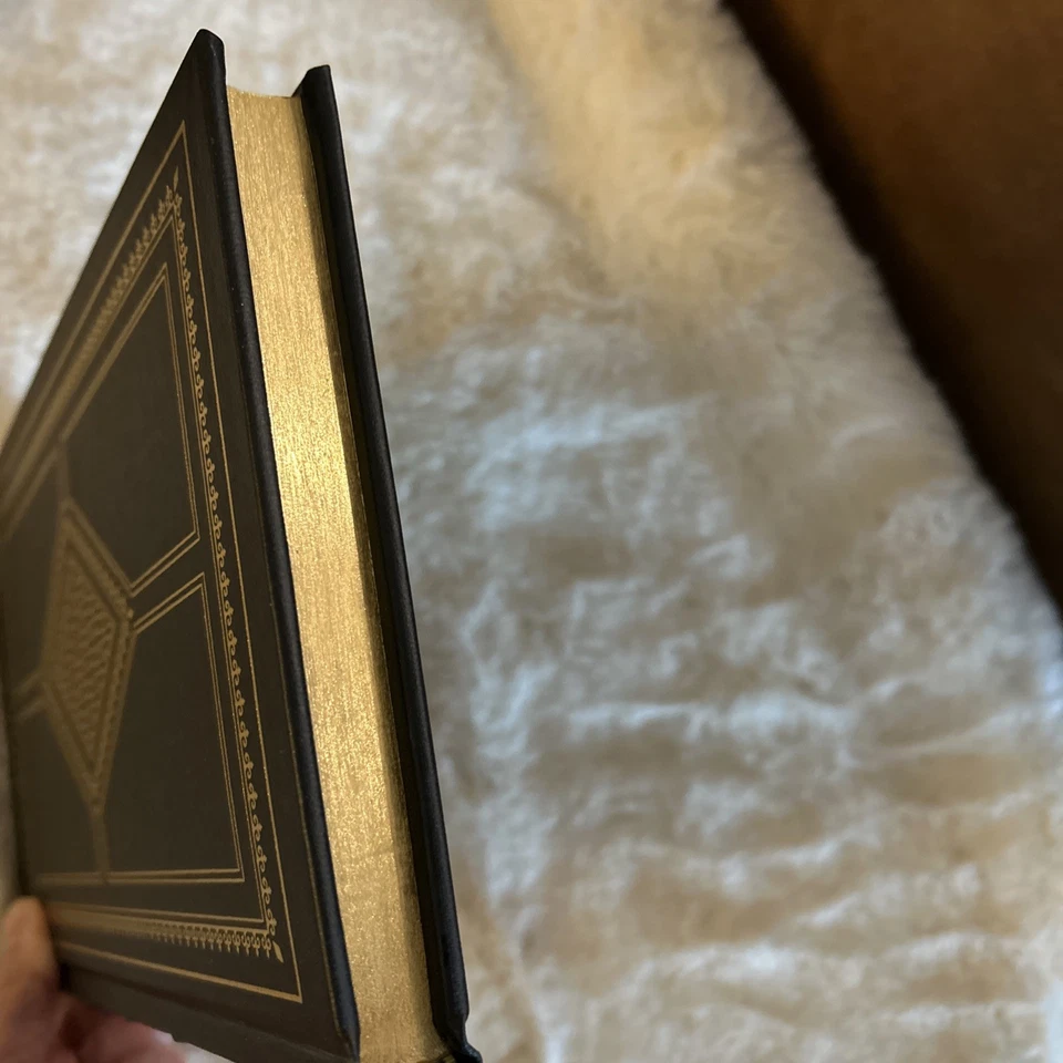 FRANKLIN LIBRARY Candide, Voltaire 1979 Illustrated GOOD CONDITION - Image 4 of 4