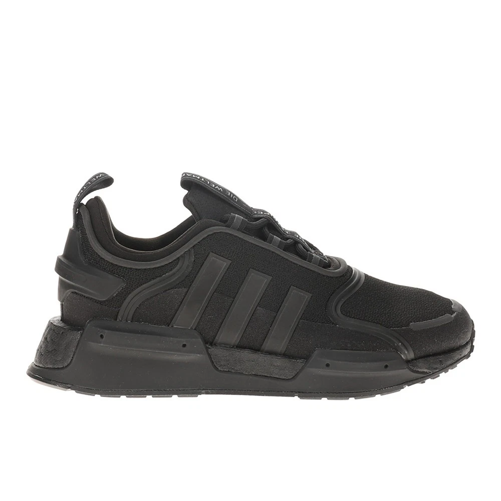 NIB Men\'s adidas Originals ND_ R1 V3
Casual Shoes
Size: 11.0
Color: Core Black Amazon.com | adidas Men main image 2