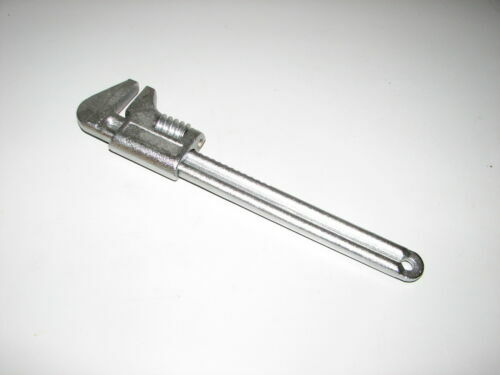 Clé à Pipe Réglable Vlchek AUTO 9 – Vintage, Made In USA – 9 Pouces