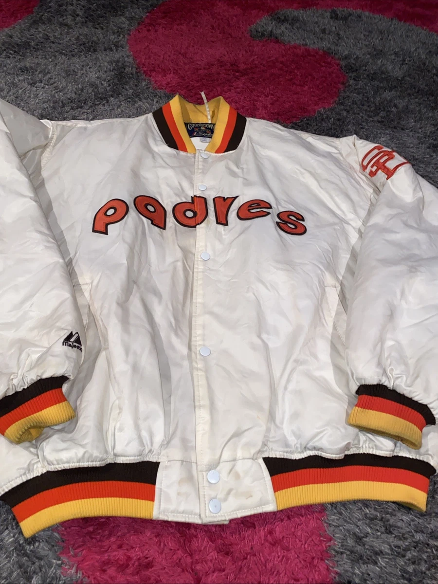 COOPERS TOWN Majestic サンディエゴパドレス　ナイロン L Majestic Cooperstown Collection San Diego Padres MLB Vintage