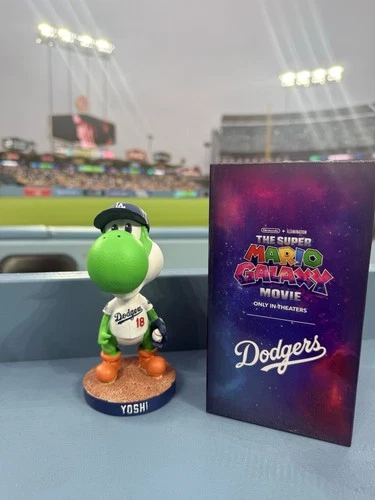 2026 NEW YOSHI Bobblehead SUPER MARIO NINTENDO SGA Dodgers SGA 3/31/26
