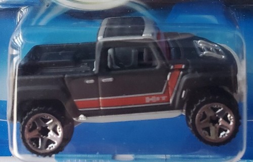 Hot Wheels Hummer H3T - Picture 2 of 3