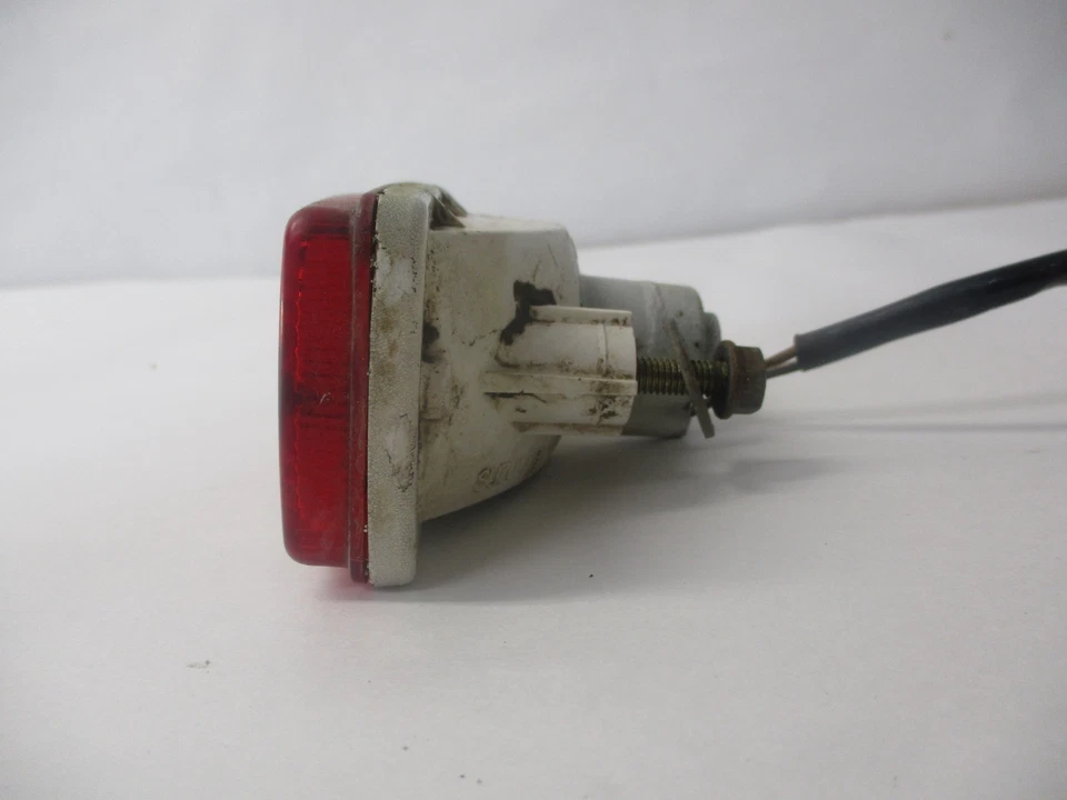 Luz trasera Suzuki Kingquad LTF300 2001 Foto 3 de 4