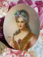 ANCIEN PORTRAIT MINIATURE d'une courtisane au XVIIe sur celluloïd, à encadrer!