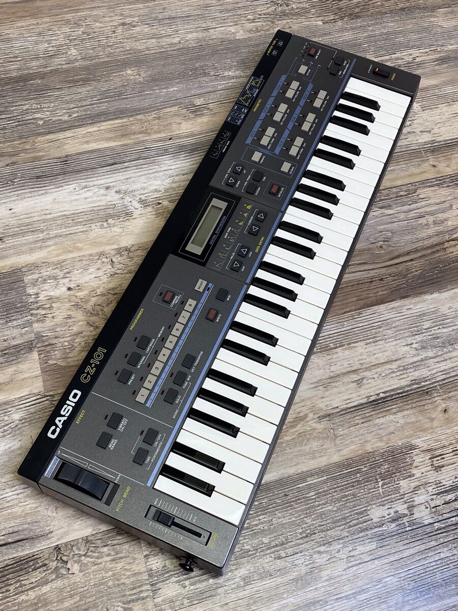 Casio CZ-101 Music Keyboard Classic Iconic Syntehsizer Casio CZ-101 Music Keyboard Classic Iconic Syntehsizer