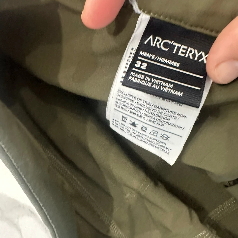 Pantalones Lefroy Arc'teryx Para Hombres Talla 32 Gorpcore Frente Plano Pierna Recta Senderismo Cinturón Foto 4 de 4