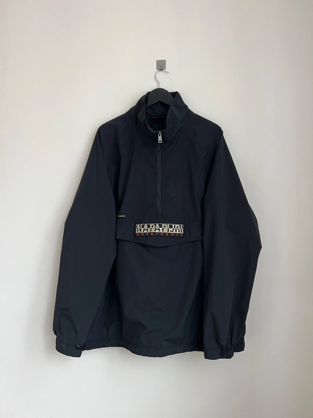 Napapijri geographic windbreaker jacket anorak men's size XXL
Opens in a new window or tab