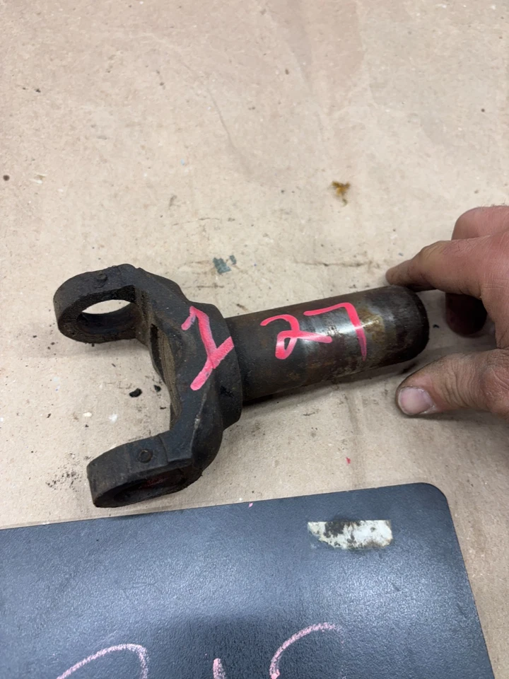 GM 27 SPLINE TRANSMISIÓN U JUNTA YUGO YEMA EJE DESLIZANTE JUNTA CAMARO NOVA GTO GS Foto 3 de 4