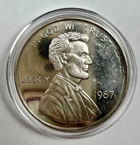 Vintage 1987 Lincoln Wheat Penny- 1 Troy Oz .999 Fine Silver Round