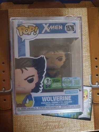 ECCC Pop! Wolverine (Classic Unmasked) with Pop! Protector LE 5000