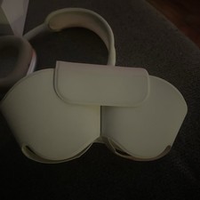 Apple AirPods Max A2096 MGYJ3AM/A Wireless Over-Ear Headphones Silver WORN ONCE