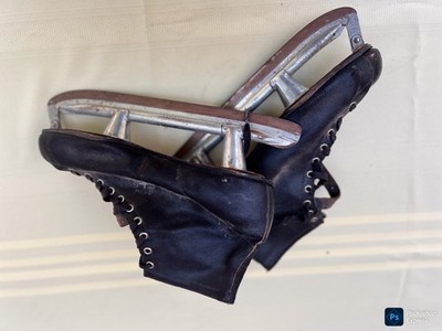 Black Lace-Up Ice Hockey Skates for Ice Hockey Sport/Activity