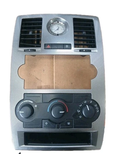 05-07 Chrysler 300 Center Trim Bezel Console HVAC Climate Control AC Clock