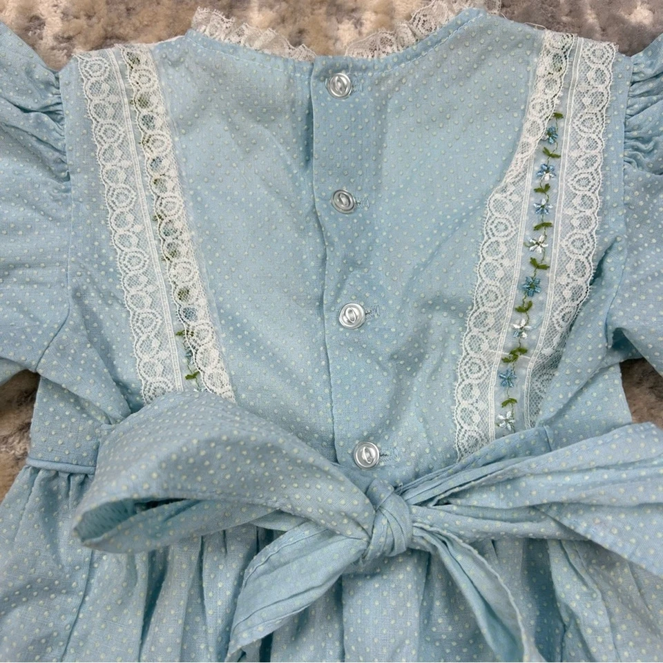 Vintage 1960’s Peaches N Cream Blue White Long Short Sleeve Dress Size 5 - Image 2 of 4