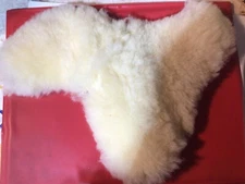 Lambs wool, sheepskin 100% genuine natural ivory remnants 10 x 6 inches 2-1/3 oz