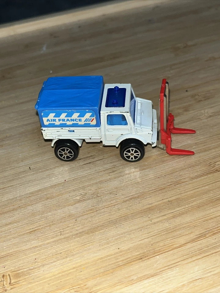 Usado A-02/ 1:82 Majorette Unimog Air France #110 Foto 3 de 4