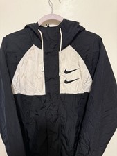 Nike Windbreaker Jacket Mens Large Swoosh Black Hooded Windrunner CJ4888-011