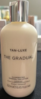 TAN-LUXE The Gradual Illuminating Gradual Tan Lotion ~ 8.45 oz / 250 ml ~