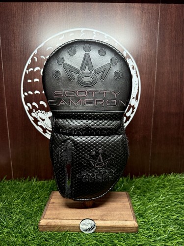 Scotty Cameron Custom Made 1 of 1 2026 Phantom  Mid Round Headcover “Blackout”