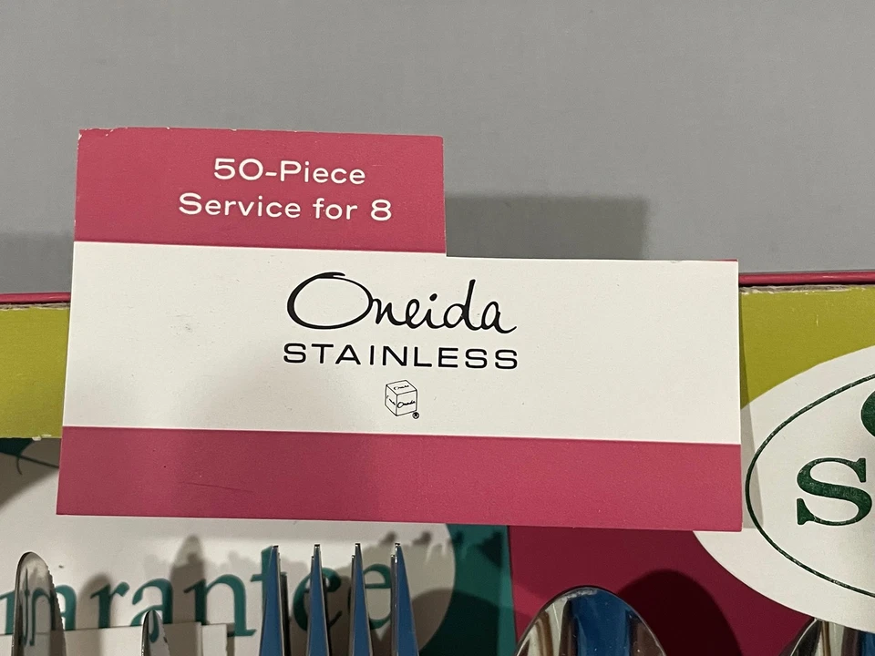 ONEIDA PLANTATION CUSTOM STAINLESS FLATWARE SET - 50 Piece - NOS - Image 2 of 4