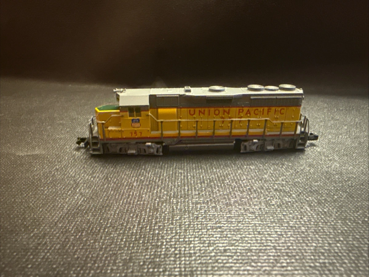 Atlas N Union Pacific Railroad Plastic Model Railroad Locomotives