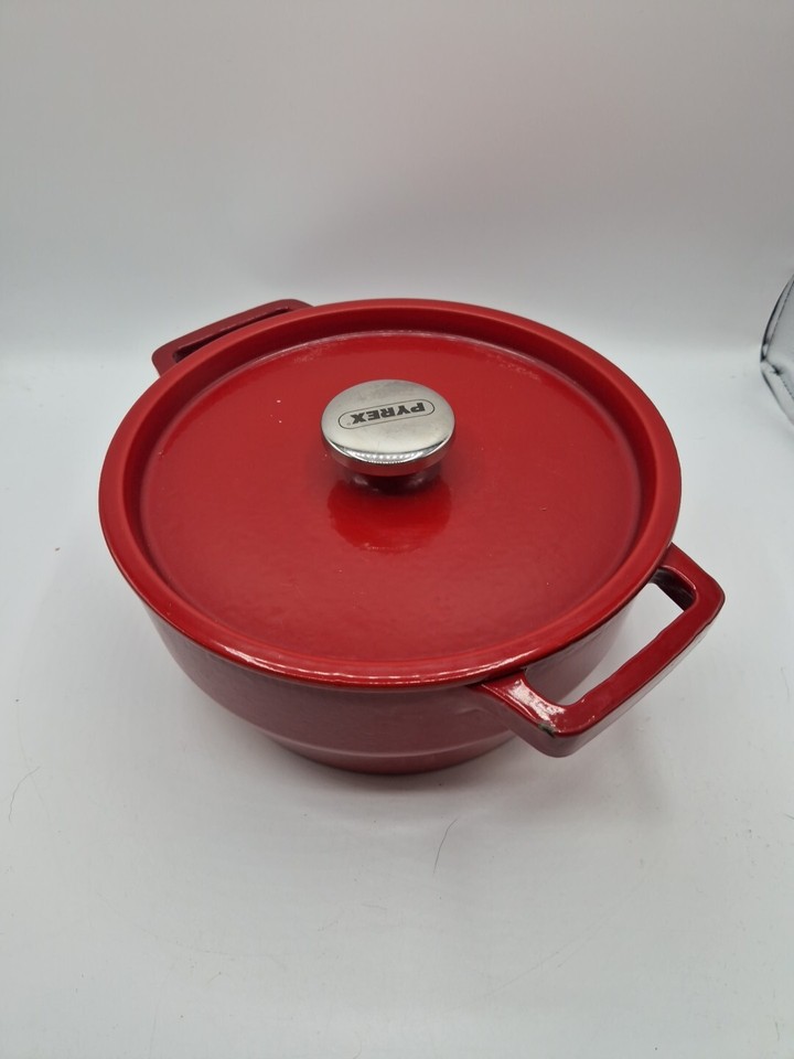 Pyrex Cast Iron Casserole Pot Dish 3.6 Litre Red Enamel 24.5cm With