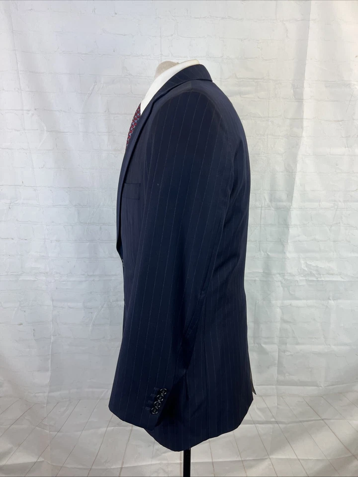 Paul Stuart Men's Dark Navy Blue Striped Blazer 40R $1,295 - Image 4 of 4