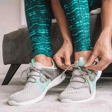 VIONIC Adore Gray Lace Up Lightweight Active Sneaker Size 6.5